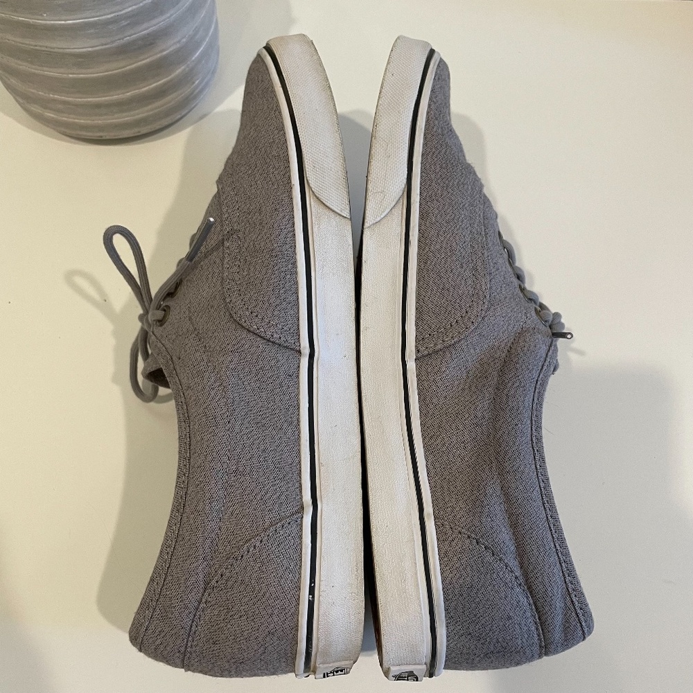 EUC Van's Canvas Atwood Classic Low Grey/Black Canvas Shoes - Picture 5 of 9